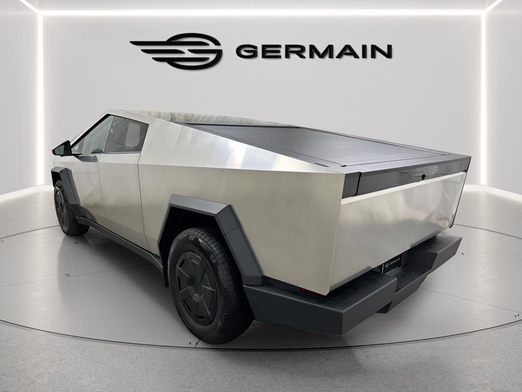 Used 2024 Tesla Cybertruck AWD Crew Cab image 5