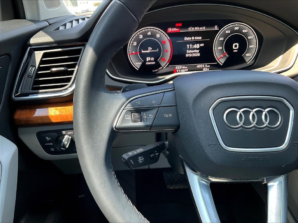 Used 2023 Audi Q5 2.0T Premium Plus w/ Premium Plus Package AWD/4WD image 13