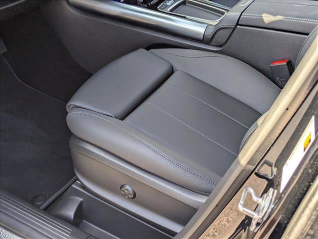 Used 2025 Mercedes-Benz GLA 250 image 4