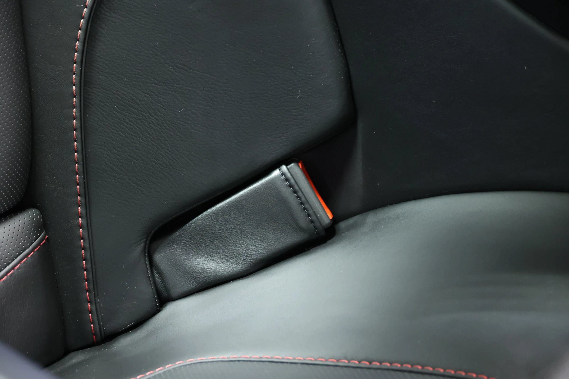 Used 2014 Aston Martin Vanquish Coupe RWD image 72