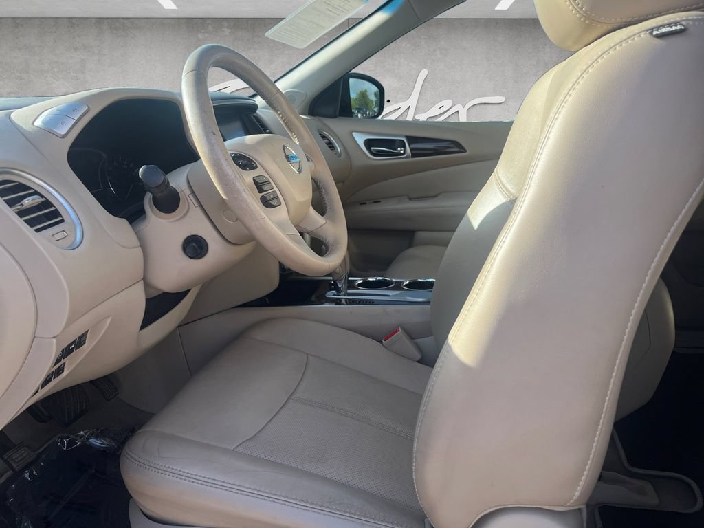 Used 2014 Nissan Pathfinder Platinum w/ Platinum Premium Package FWD image 19