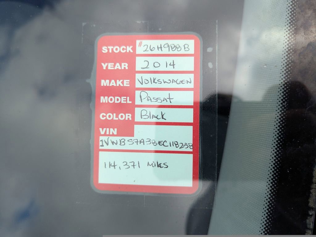 Used 2014 Volkswagen Passat 1.8T SE image 6