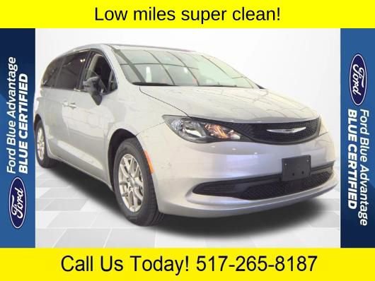 Used 2024 Chrysler Voyager LX FWD image 1