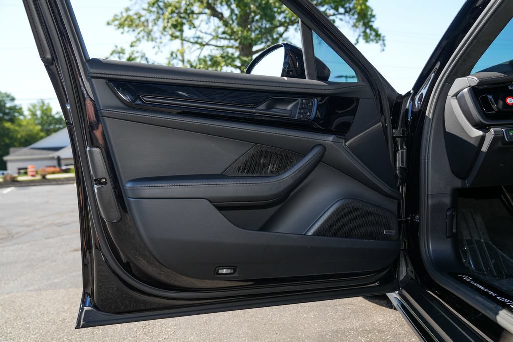 Certified 2026 Porsche Panamera GTS AWD/4WD image 13