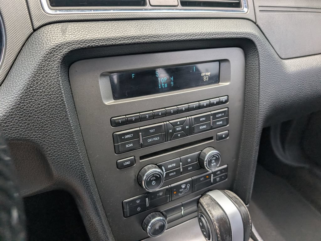 Used 2014 Ford Mustang Coupe RWD image 18