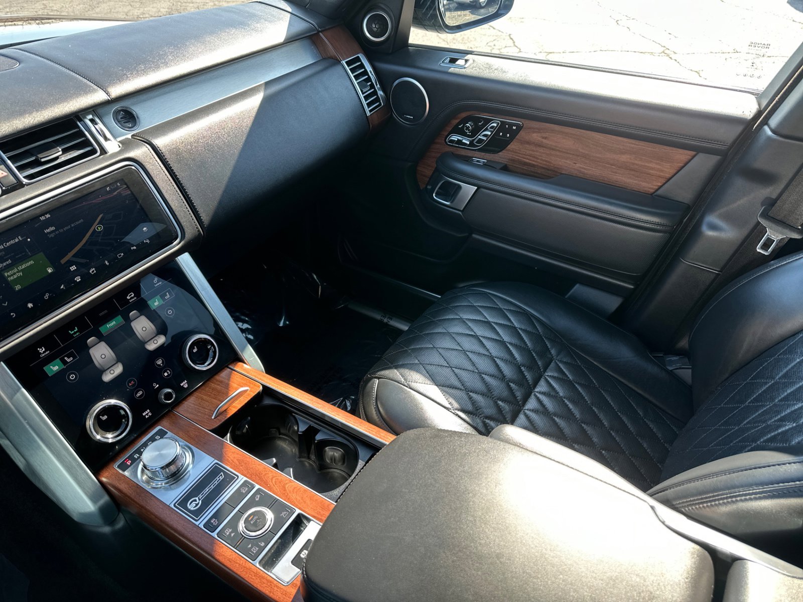 Used 2021 Land Rover Range Rover SV Autobiography Dynamic AWD/4WD image 34