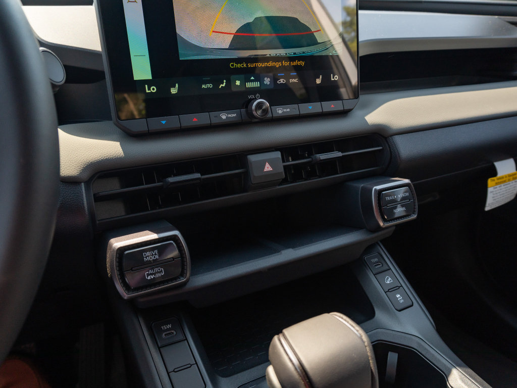 New 2026 Toyota RAV4 SE AWD/4WD image 27