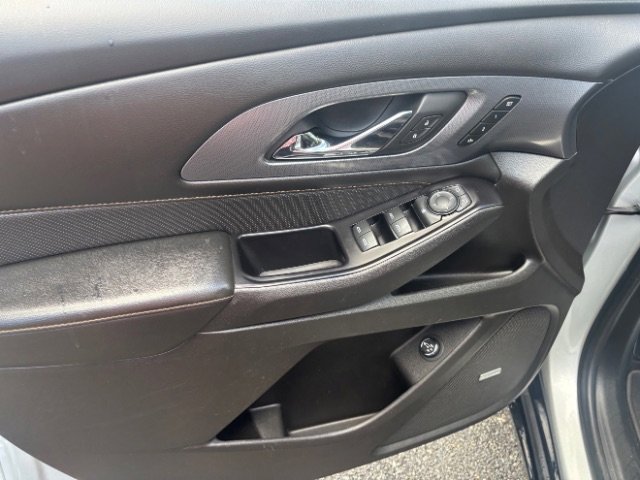 Used 2018 Chevrolet Traverse Premier w/ Redline Edition image 12