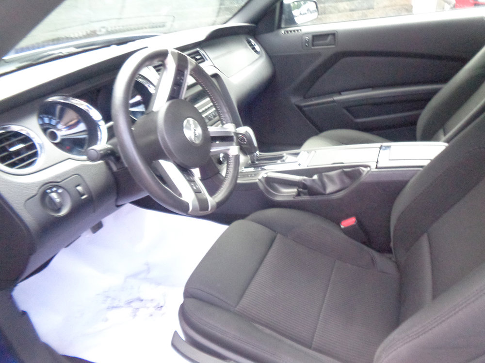 Used 2014 Ford Mustang Coupe image 13