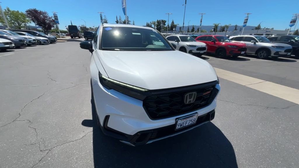 Used 2026 Honda CR-V TrailSport image 3