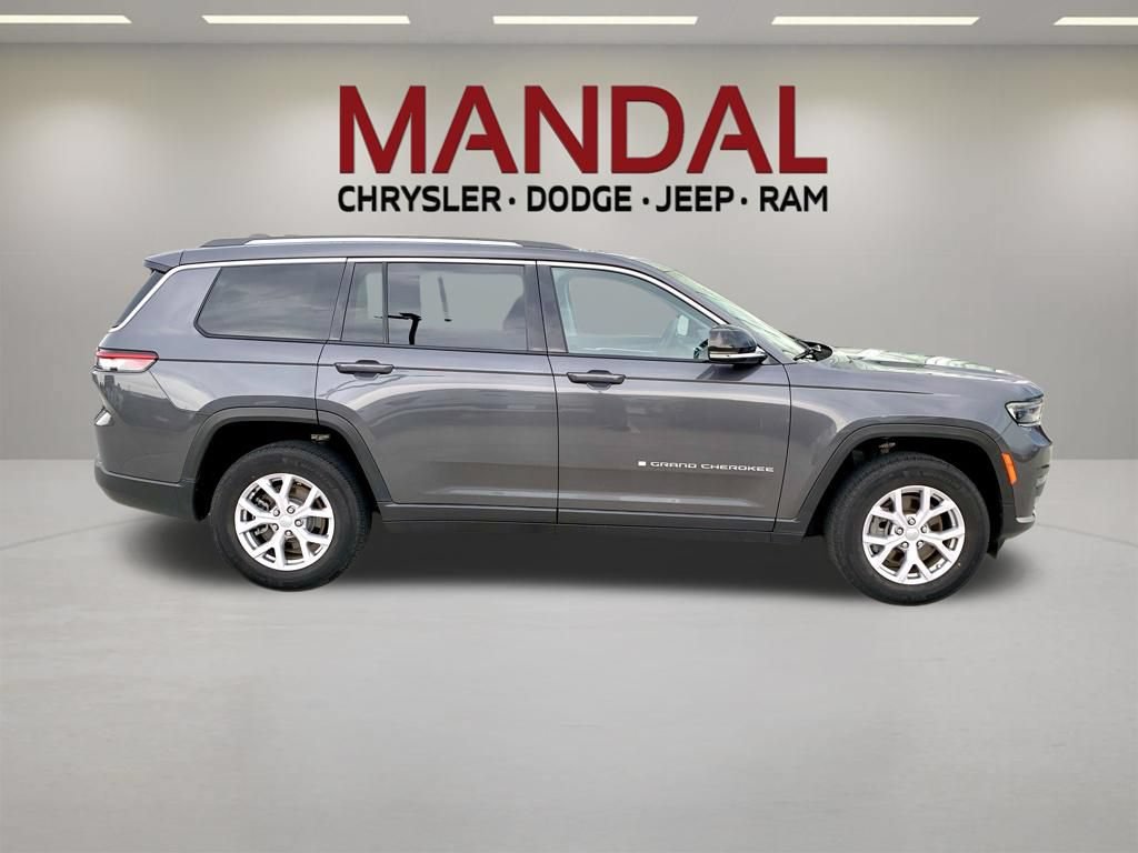 Used 2022 Jeep Grand Cherokee L Limited RWD image 5