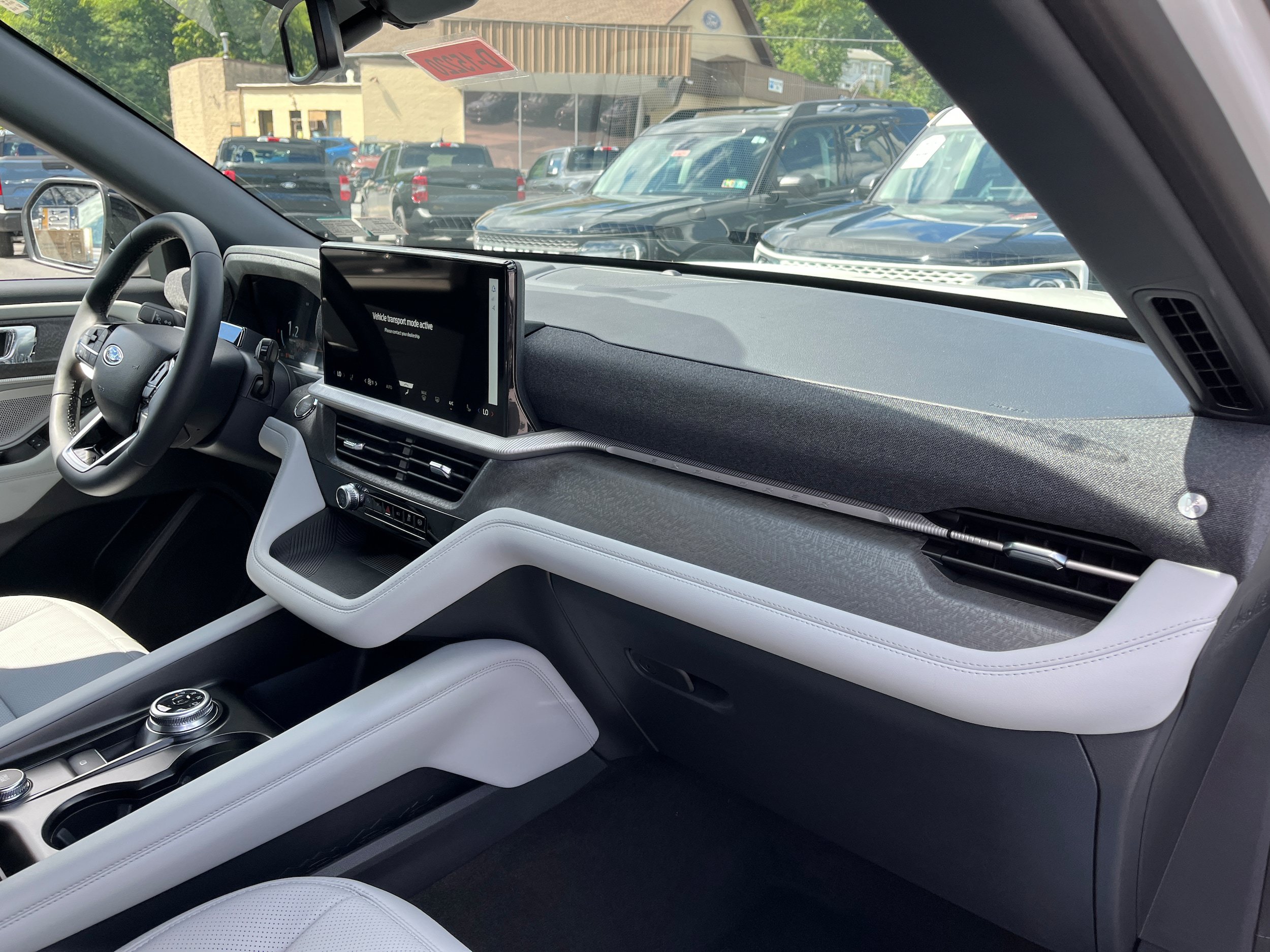 New 2027 Ford Explorer Platinum AWD/4WD image 7