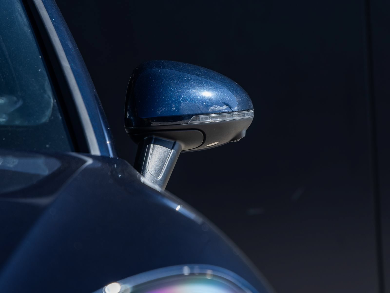 Certified 2021 Porsche Macan AWD/4WD image 15