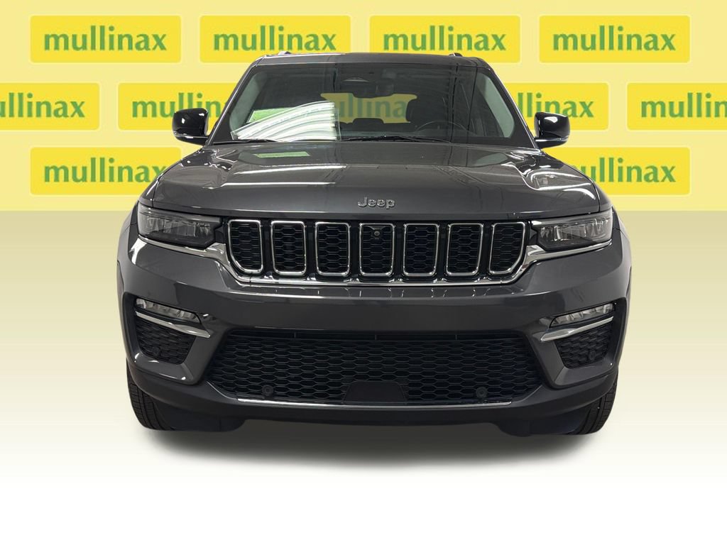 Used 2022 Jeep Grand Cherokee Limited w/ Luxury Tech Group II AWD/4WD image 6