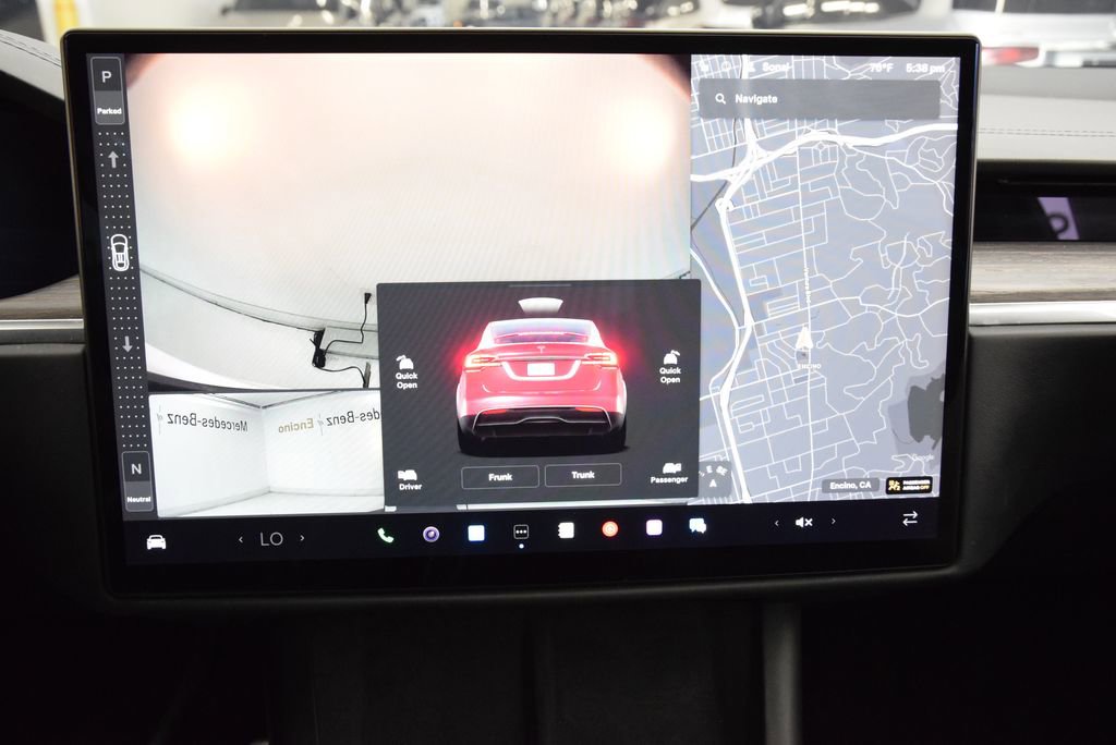 Used 2022 Tesla Model X image 28