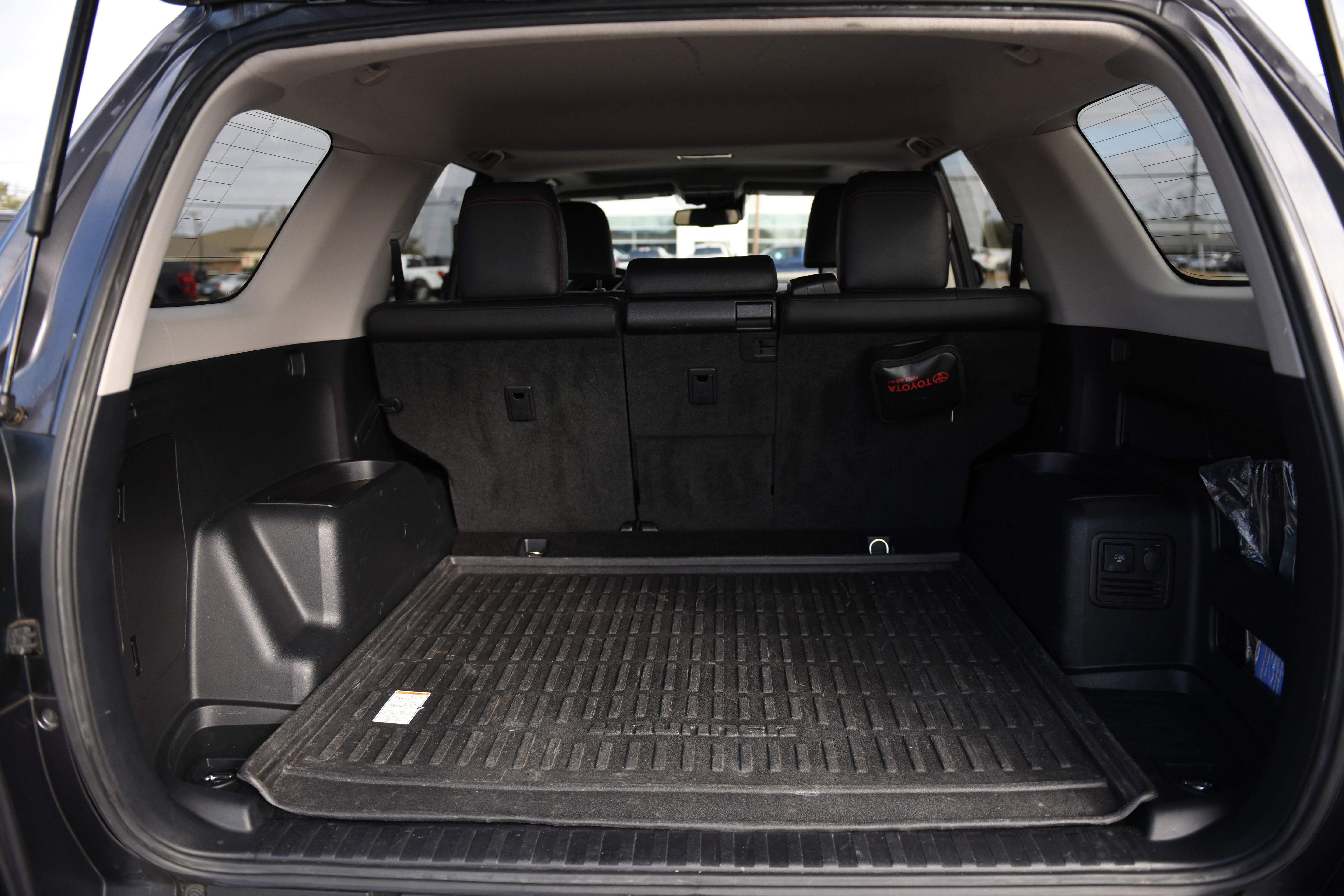 Used 2021 Toyota 4Runner Venture w/ Moonroof Package image 13