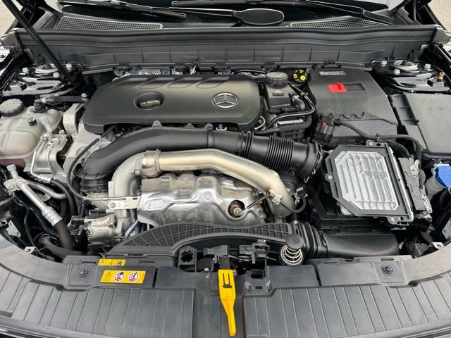 Used 2026 Mercedes-Benz GLB 250 4MATIC image 10