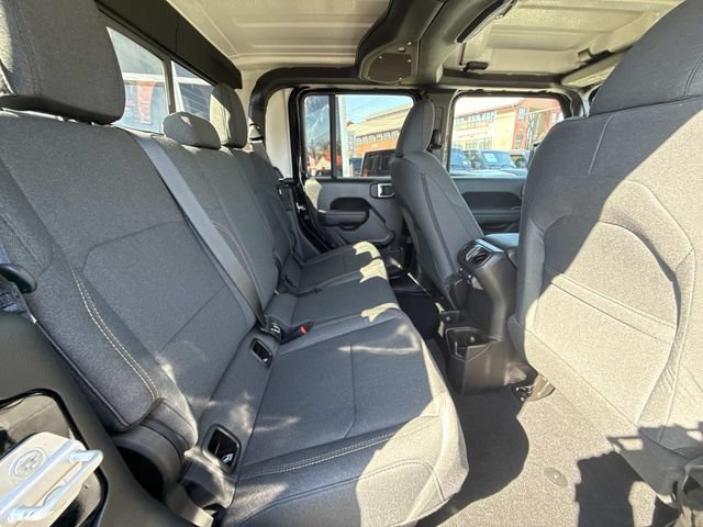 New 2026 Jeep Gladiator Sport AWD/4WD image 37
