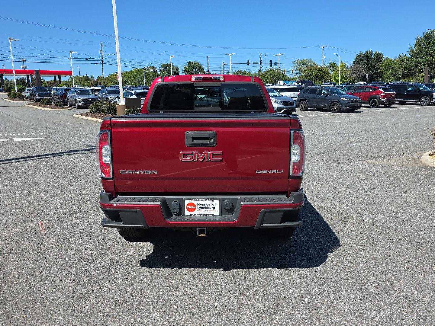 Used 2017 GMC Canyon Denali AWD/4WD image 8