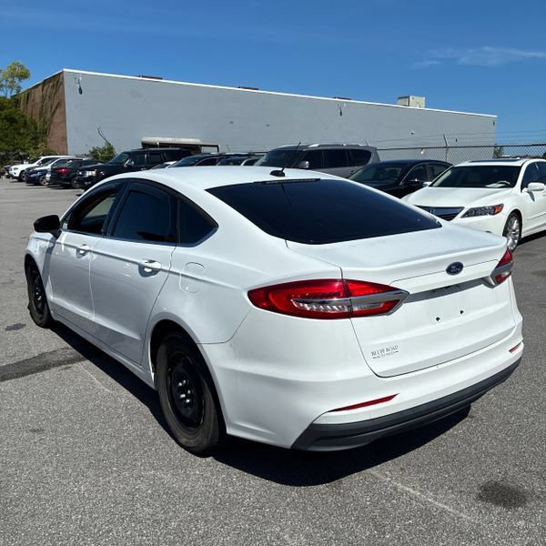 Used 2019 Ford Fusion S FWD image 17