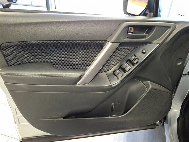 Used 2018 Subaru Forester 2.5i Premium w/ All-Weather Package image 13