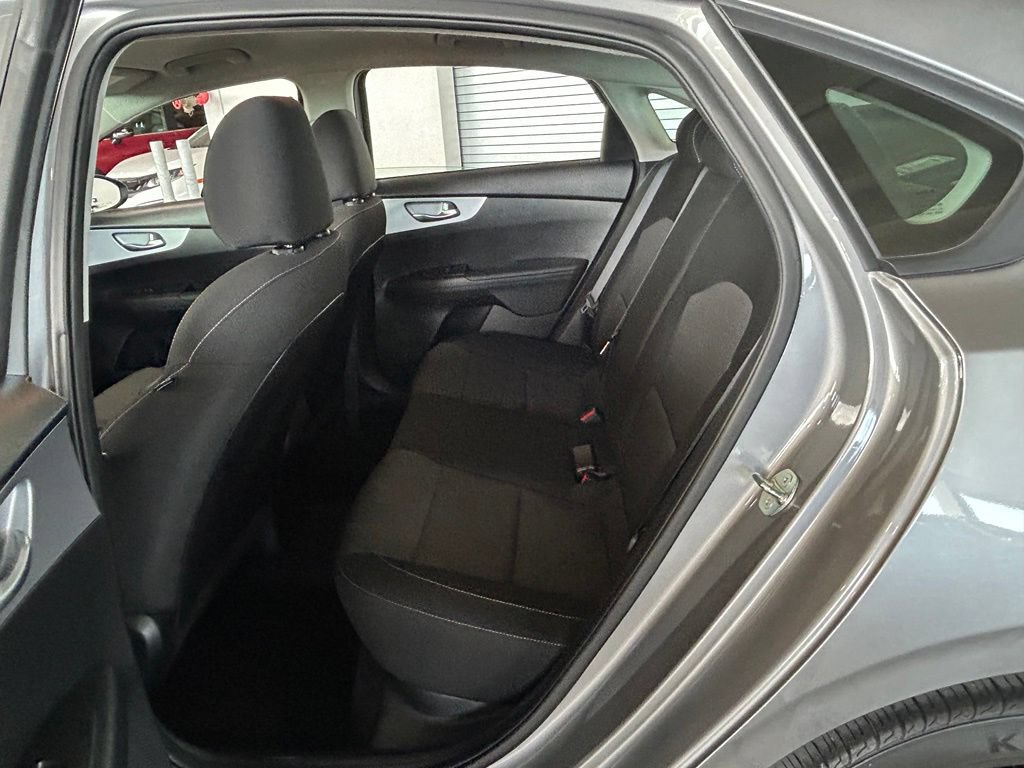 Used 2024 Kia Forte LXS FWD image 39