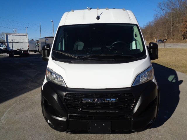 Used 2023 RAM ProMaster 2500 w/ Driver Convenience Group image 10