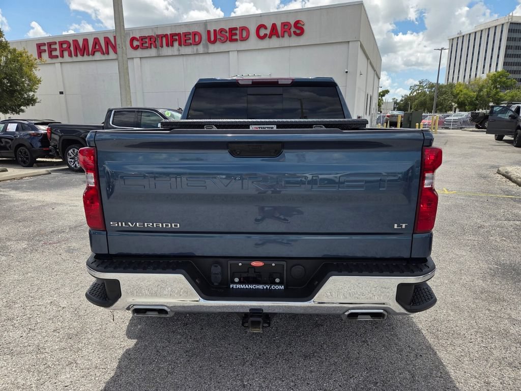 Used 2024 Chevrolet Silverado 1500 LT AWD/4WD image 12