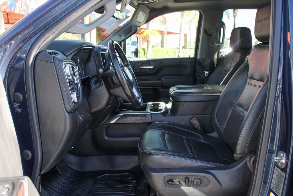 Used 2020 GMC Sierra 2500 Denali w/ Denali Ultimate Package image 19