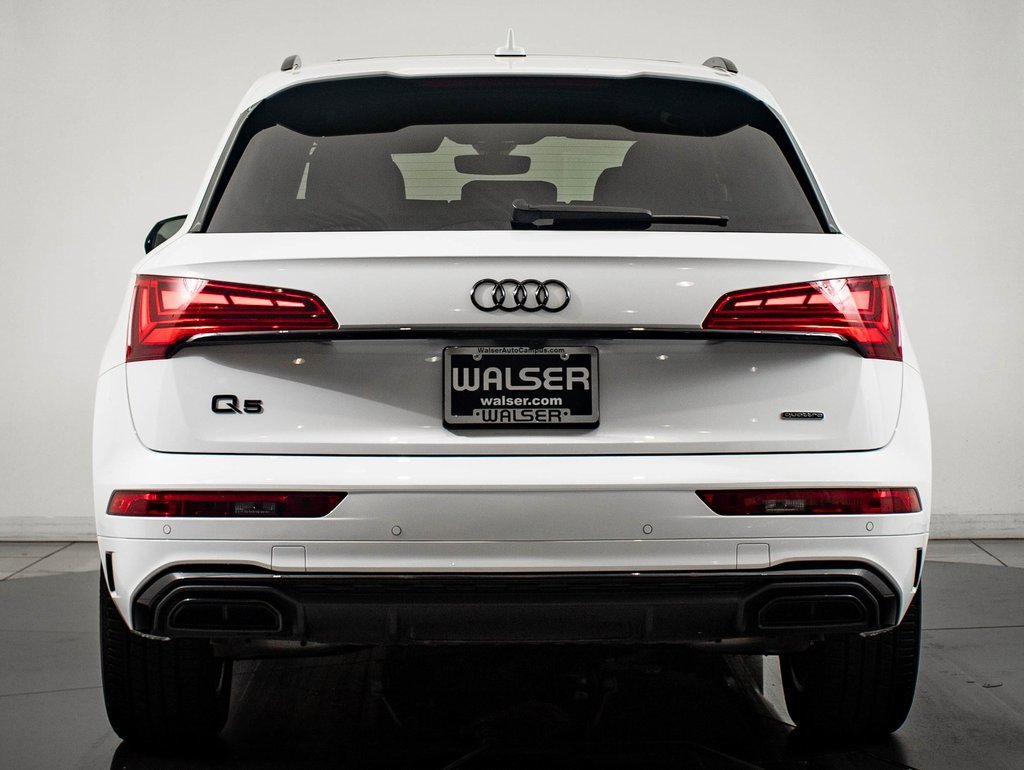 Certified 2024 Audi Q5 2.0T Premium w/ Summer of Audi Package image 7