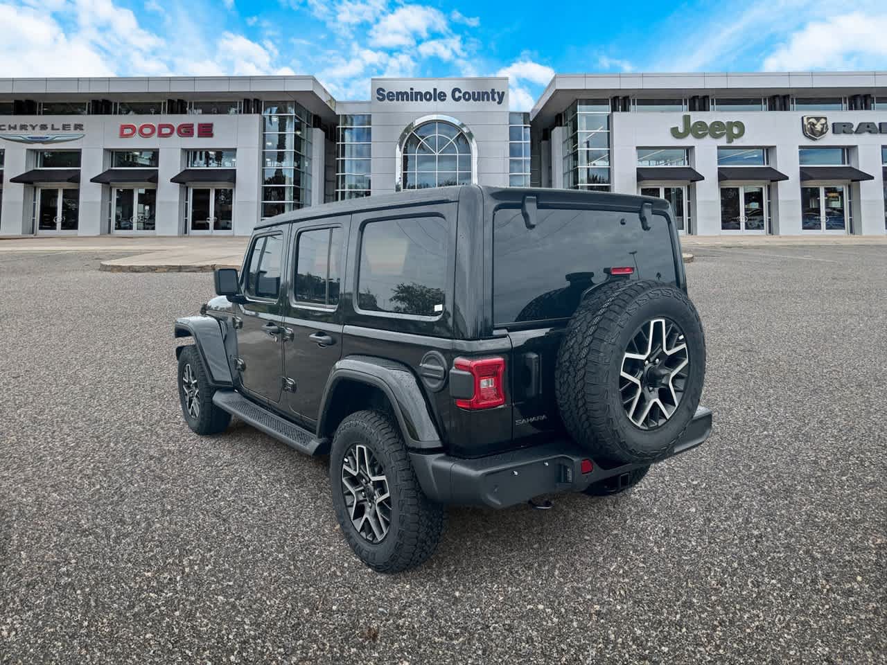 New 2027 Jeep Wrangler Unlimited Sahara AWD/4WD image 6