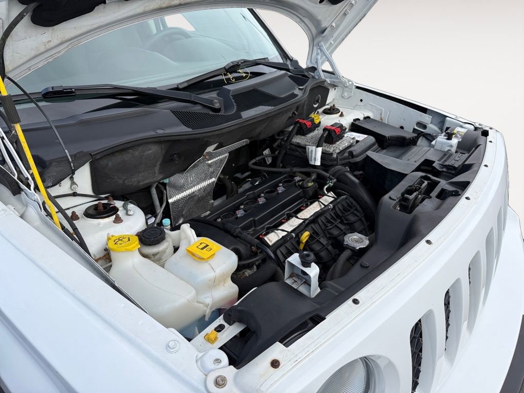 Used 2015 Jeep Patriot Sport w/ Power Value Group FWD image 24