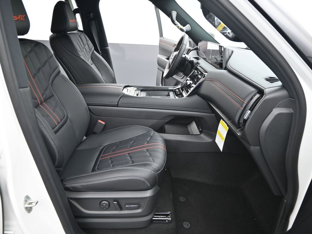 New 2026 Nissan Armada PRO-4X image 27