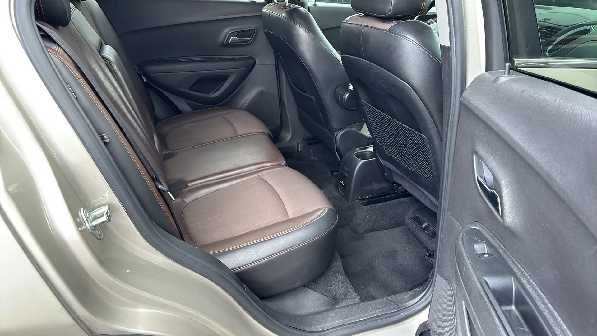 Used 2016 Chevrolet Trax LT w/ LT Convenience Package FWD image 14