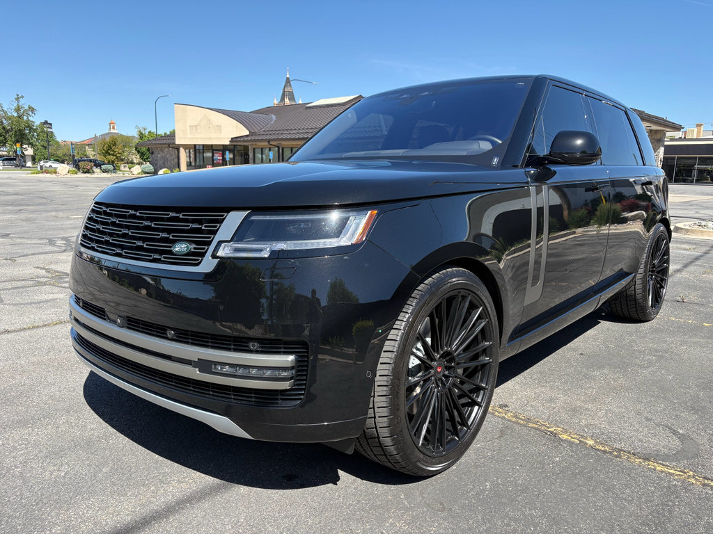 Used 2023 Land Rover Range Rover Long Wheelbase SE AWD/4WD image 15