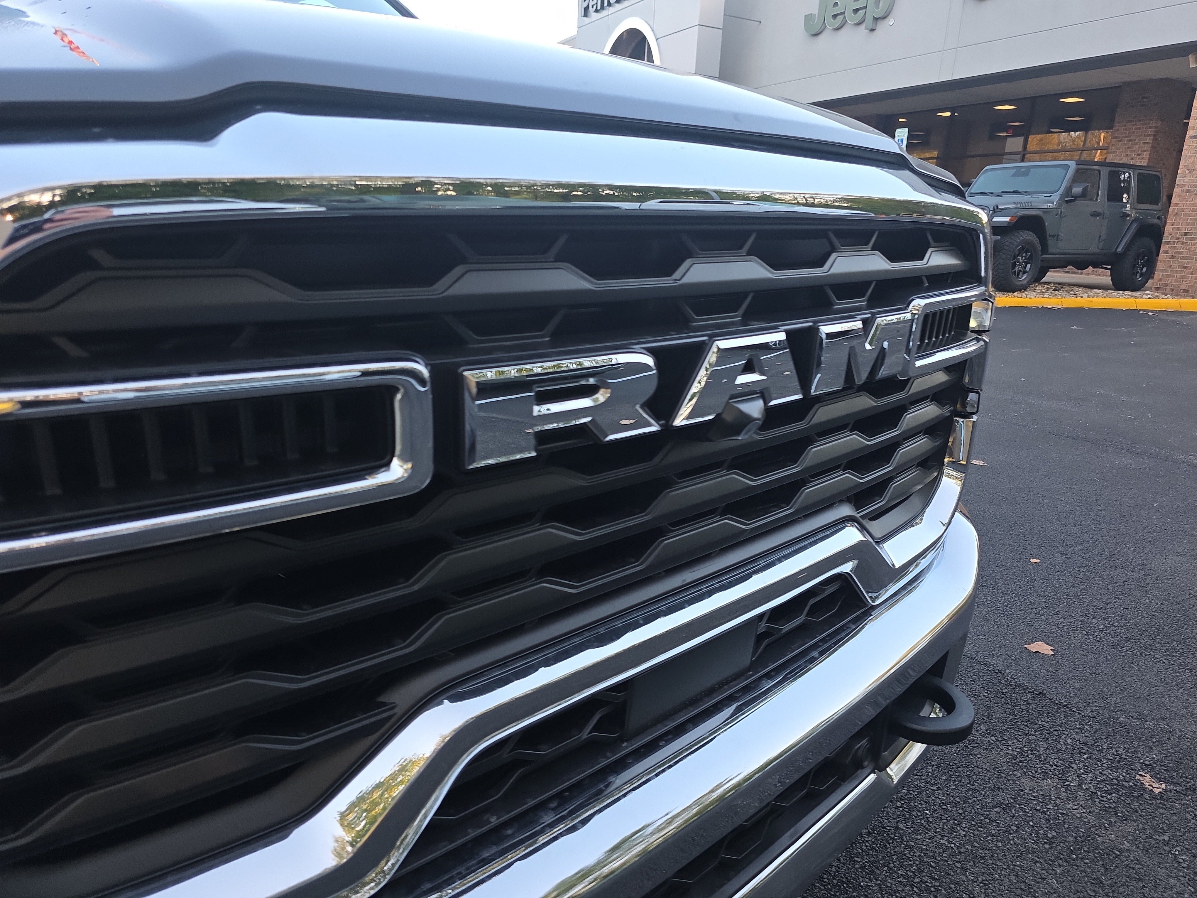 New 2026 RAM 5500 Tradesman AWD/4WD image 27