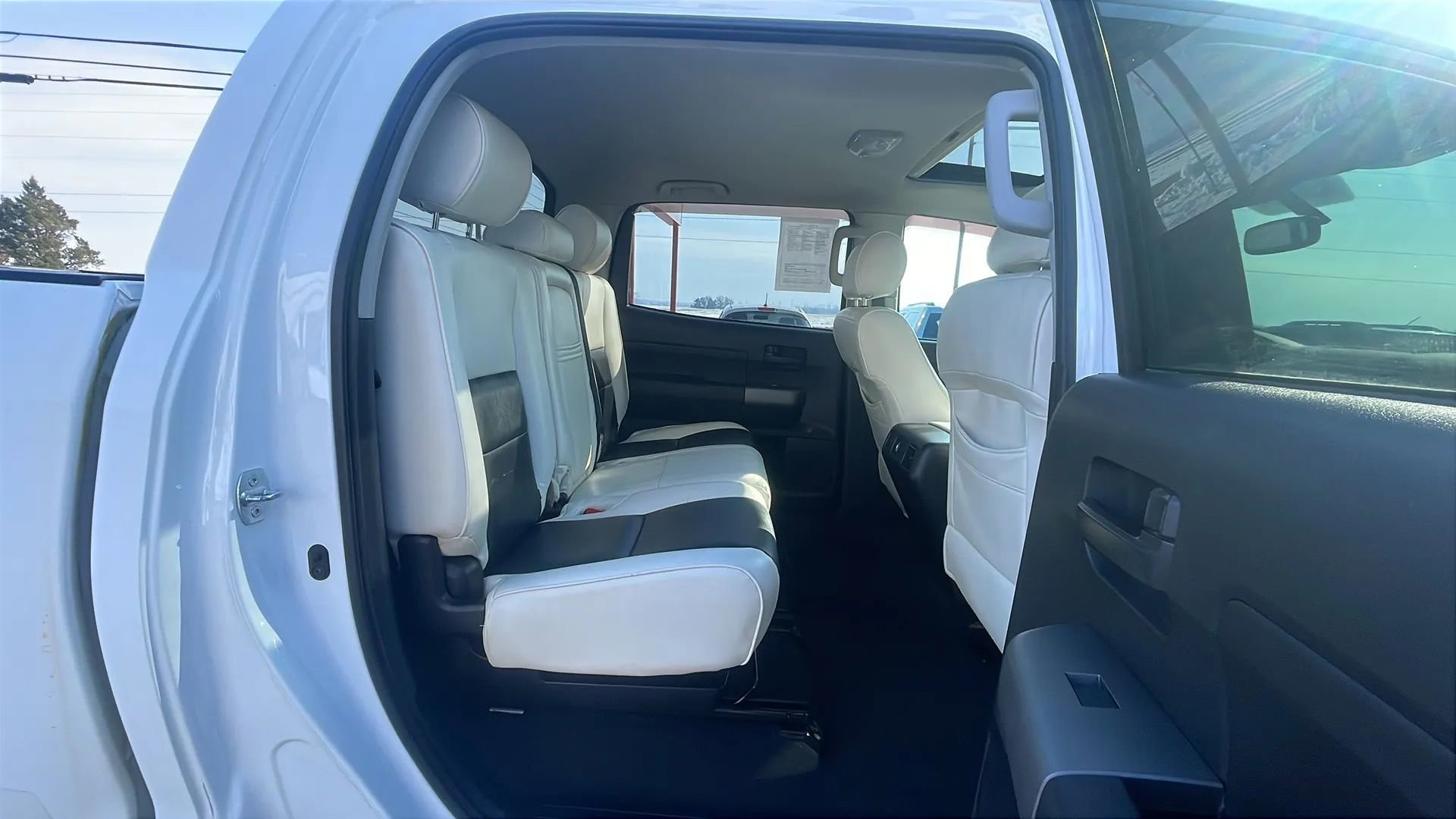 Used 2011 Toyota Tundra SR5 image 22