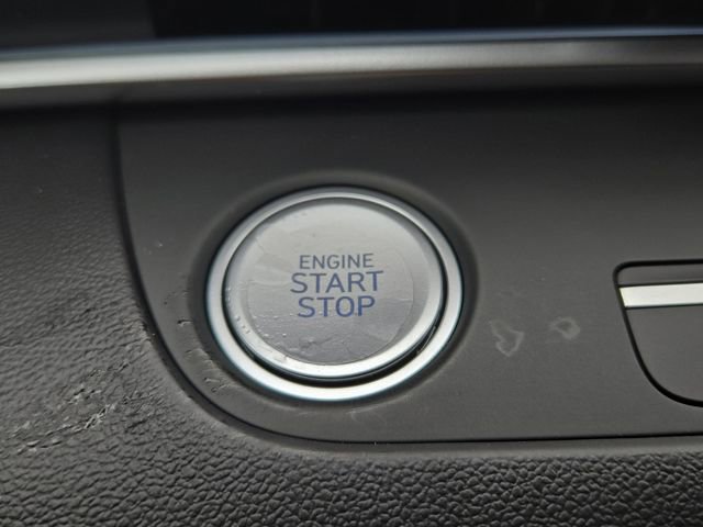 New 2025 Hyundai Elantra SEL image 11