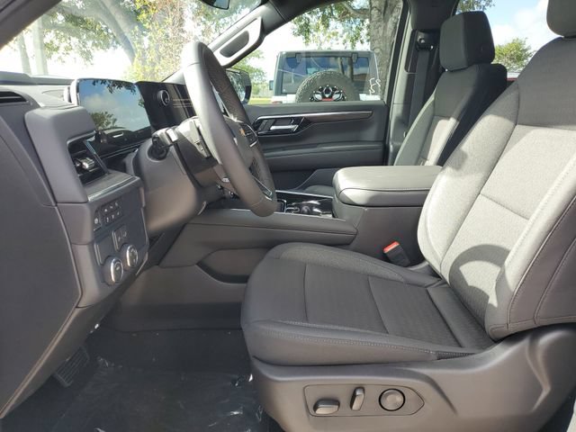 New 2026 Chevrolet Suburban LS RWD image 10