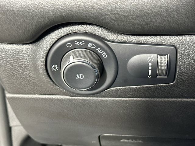 Used 2023 Dodge Durango GT image 26