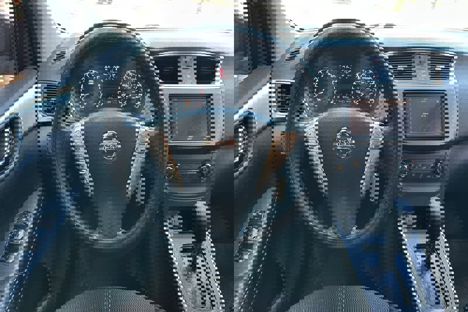 Used 2016 Nissan Sentra S image 16