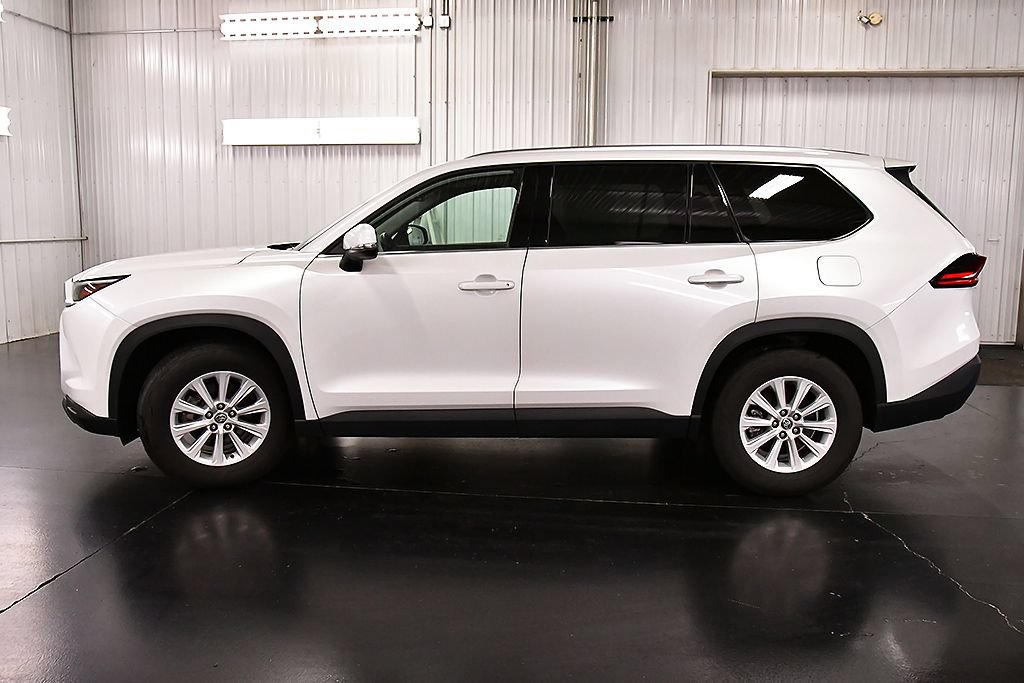 Used 2025 Toyota Grand Highlander AWD Hybrid image 4