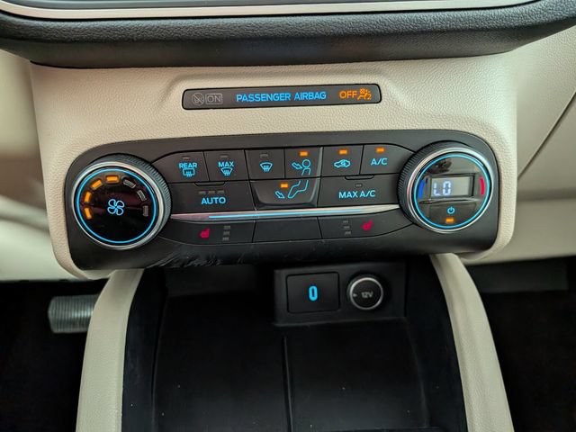 Used 2020 Ford Escape SE FWD image 20