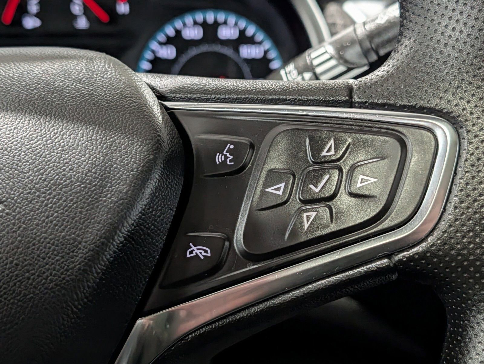 Used 2023 Chevrolet Malibu LT image 28