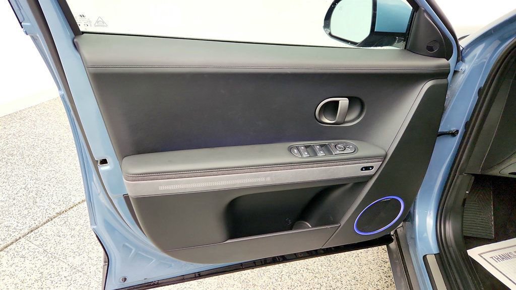 Used 2025 Hyundai Ioniq 5 Limited image 10