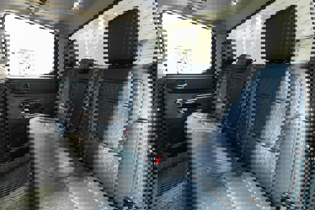 Used 2023 Toyota Tundra Limited w/ Power Package image 33