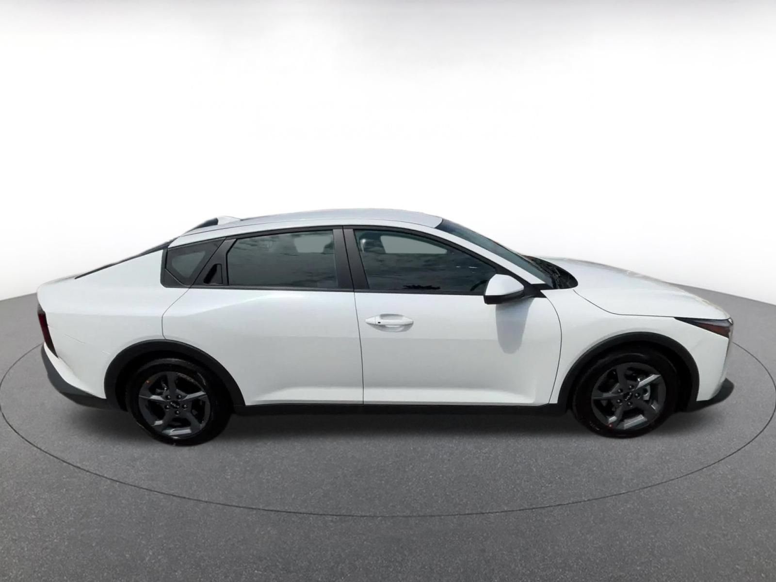Used 2026 Kia K4 FWD image 15