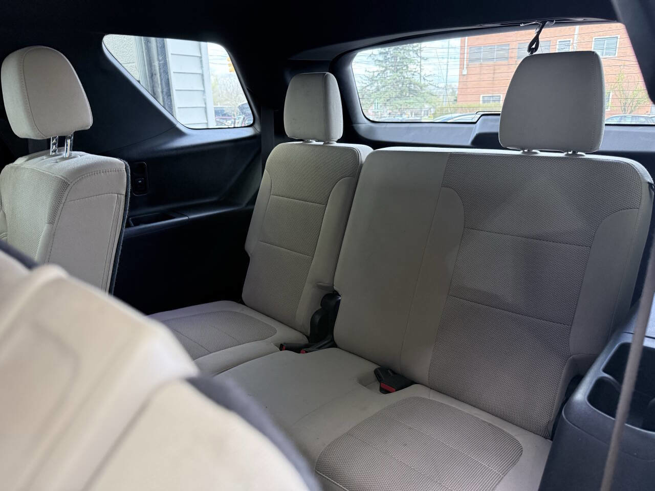 Used 2023 Chevrolet Traverse LS image 11