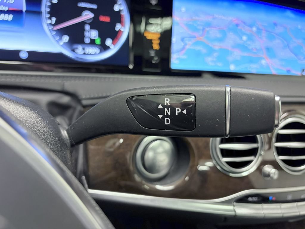 Used 2017 Mercedes-Benz S 550 4MATIC Sedan image 21