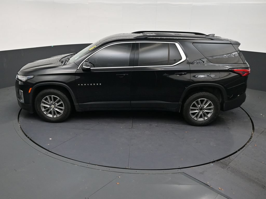 Used 2023 Chevrolet Traverse LT FWD image 12